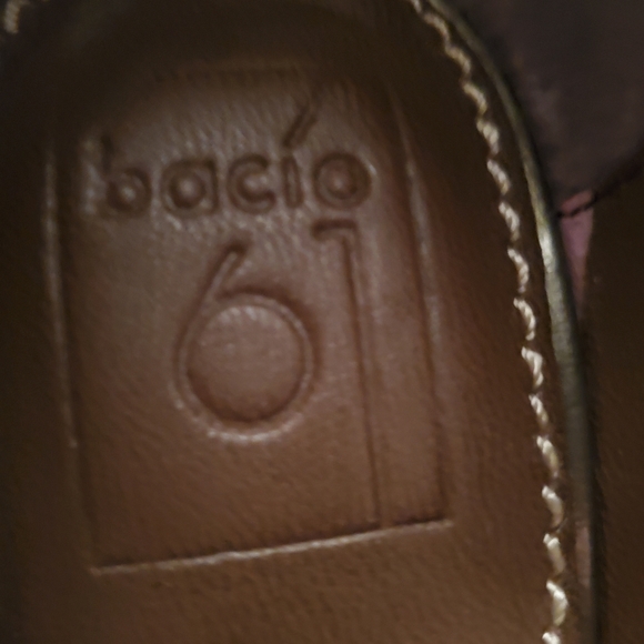 Patent Heels - Picture 6 of 7